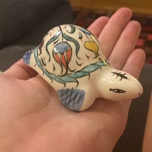 Porcelain turtle